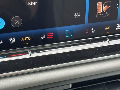 New 2026 Volkswagen Tiguan SE R-Line AWD/4WD image 24