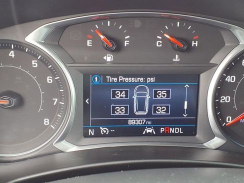 Used 2019 Chevrolet Equinox LT w/ Driver Convenience Package image 25