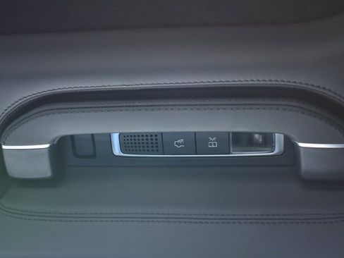 Used 2019 Mercedes-Benz Maybach S 650 image 28