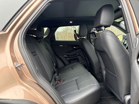 Certified 2025 Land Rover Range Rover Evoque S image 17