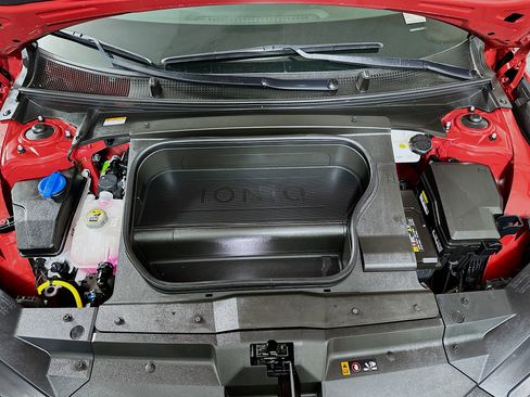 Used 2024 Hyundai Ioniq 6 SEL image 33