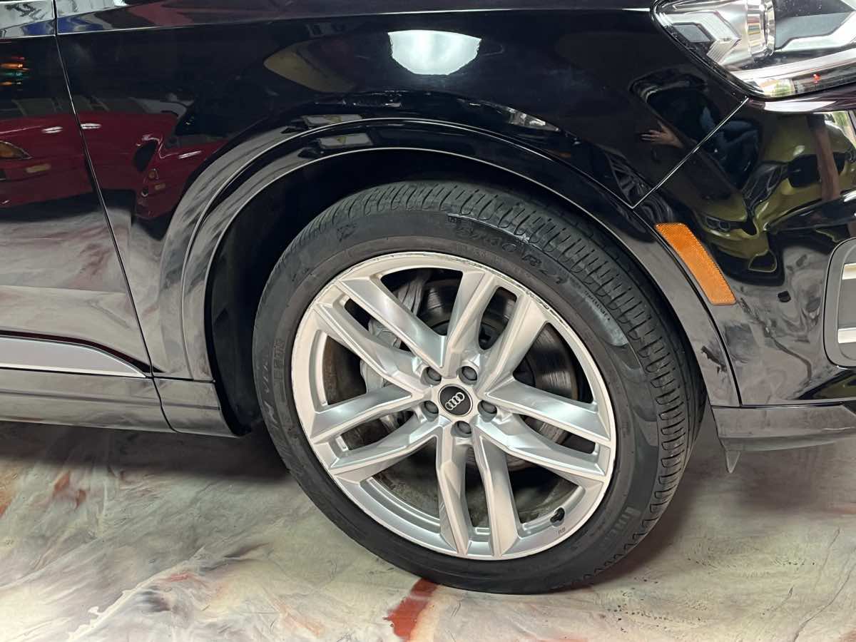 Used 2018 Audi Q7 3.0T Premium Plus AWD/4WD image 39