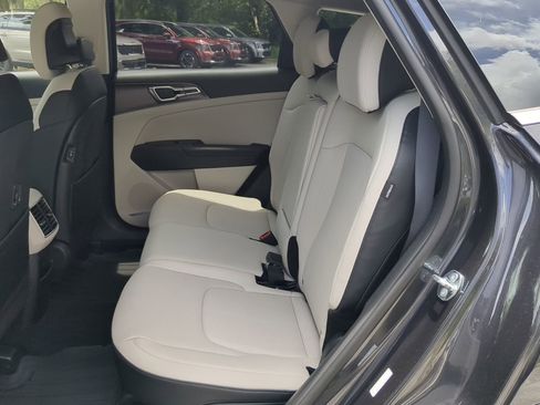 New 2026 Kia Sportage EX image 11