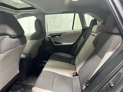 Used 2025 Toyota RAV4 XLE w/ Convenience Package image 47