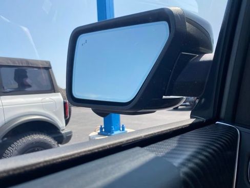 Used 2025 Ford F150 Raptor AWD/4WD image 35