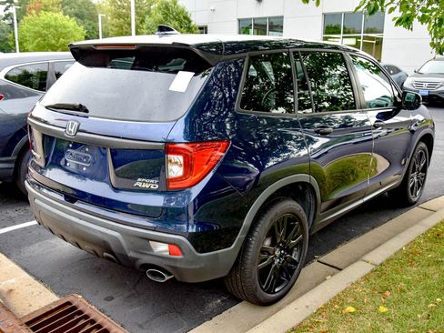 Used 2019 Honda Passport Sport image 16
