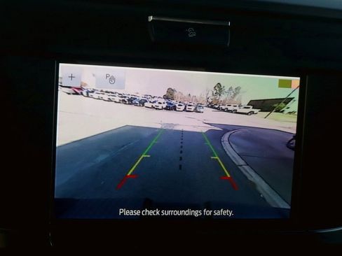 Used 2025 Ford F250 XLT image 29