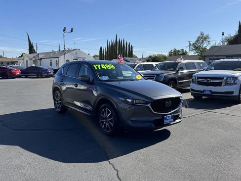 Used 2018 MAZDA CX-5 Touring w/ Preferred Equipment Package image 2