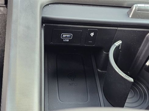 Certified 2025 Hyundai Palisade Calligraphy image 25