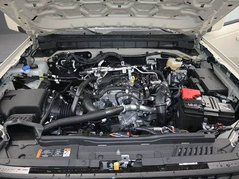 New 2025 Ford Bronco Outer Banks image 13