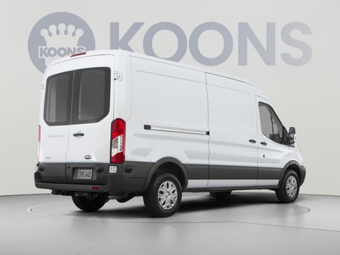 Used 2025 Ford Transit 250 Low Roof w/ Exterior Upgrade Package RWD image 4