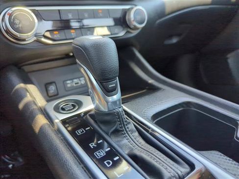 Used 2024 Nissan Sentra SV FWD image 12