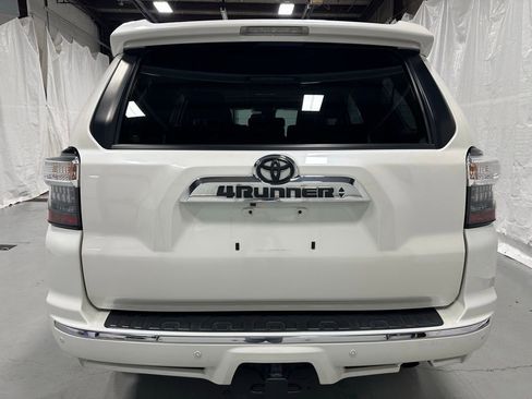 Used 2020 Toyota 4Runner Limited AWD/4WD image 6