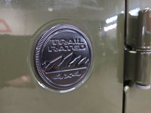 Used 2022 Jeep Wrangler Sport AWD/4WD image 29