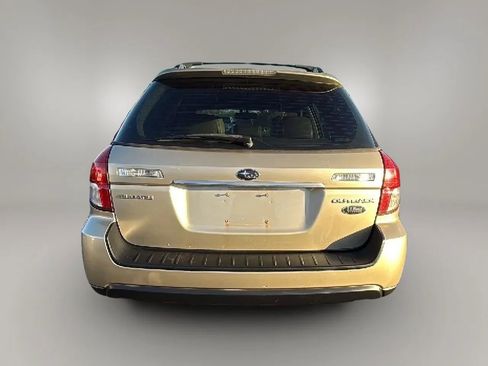 Used 2008 Subaru Outback 3.0R L.L. Bean image 4
