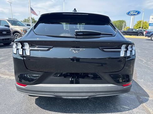 Used 2025 Ford Mustang Mach-E Premium AWD/4WD image 8
