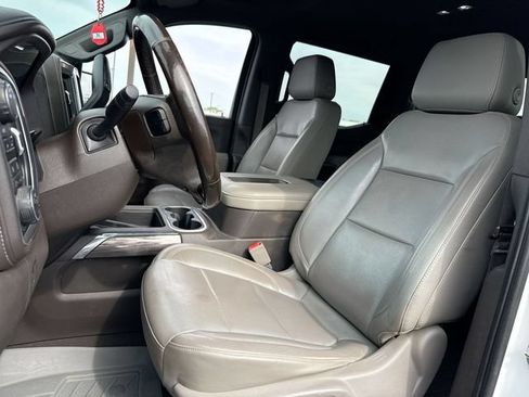 Used 2019 Chevrolet Silverado 1500 LTZ w/ LTZ Convenience Package AWD/4WD image 11