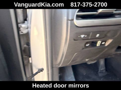 Used 2025 Hyundai Palisade SEL FWD image 16