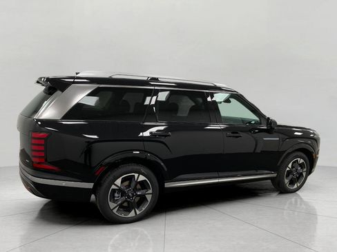 New 2026 Hyundai Palisade Limited image 2