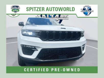 Used 2023 Jeep Grand Cherokee Limited w/ Black Appearance Package