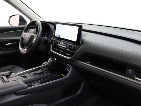 Used 2024 Toyota Grand Highlander Limited image 24