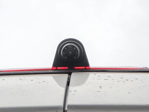 Used 2016 Mercedes-Benz Sprinter 2500 image 42