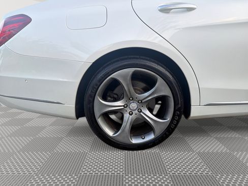 Used 2015 Mercedes-Benz S 550 Sedan w/ Premium 1 Package image 30