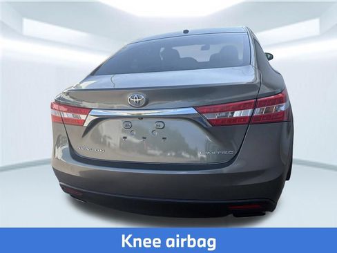 Used 2014 Toyota Avalon XLE Touring FWD image 9
