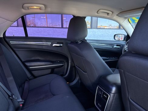 Used 2021 Chrysler 300 Touring w/ Sport Appearance Package image 43