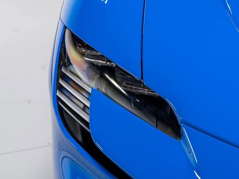 Used 2024 Ferrari SF90 Spider image 42