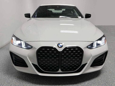 Used 2026 BMW 430i Coupe w/ M Sport Package RWD image 2