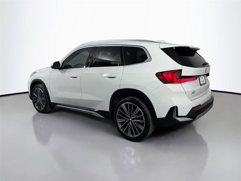 New 2026 BMW X1 xDrive28i w/ Technology Package AWD/4WD image 8