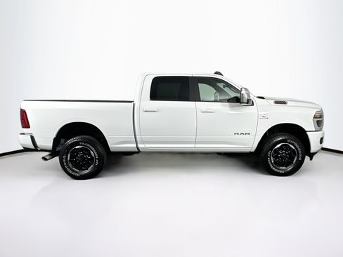 Used 2026 RAM 2500 Laramie AWD/4WD image 12