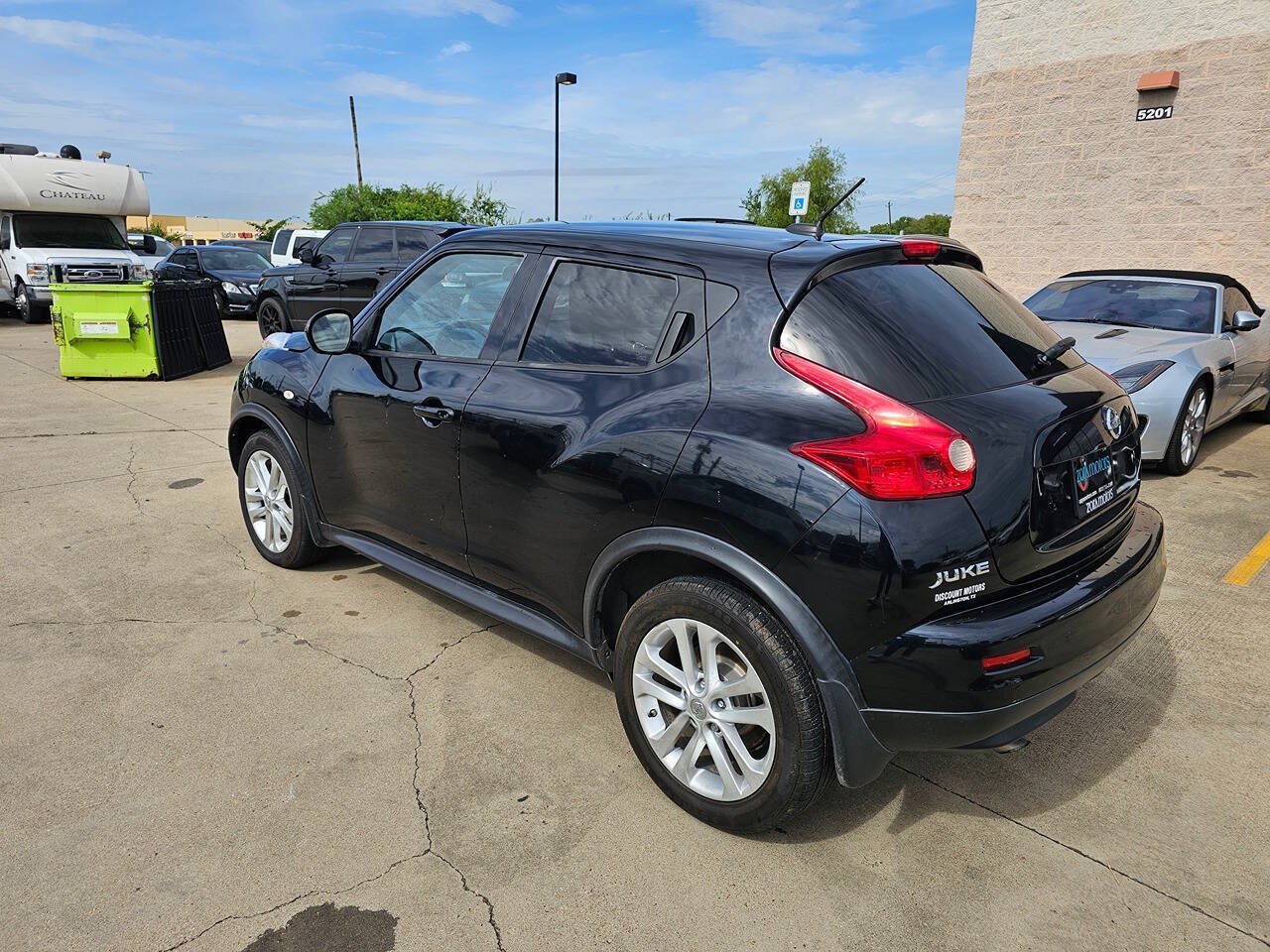 Used 2014 Nissan Juke SV FWD image 6