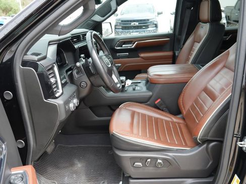 Used 2024 GMC Sierra 1500 Denali Ultimate AWD/4WD image 7