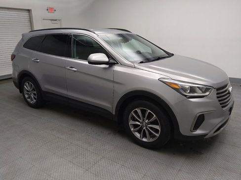 Used 2018 Hyundai Santa Fe SE w/ Cargo Package image 11