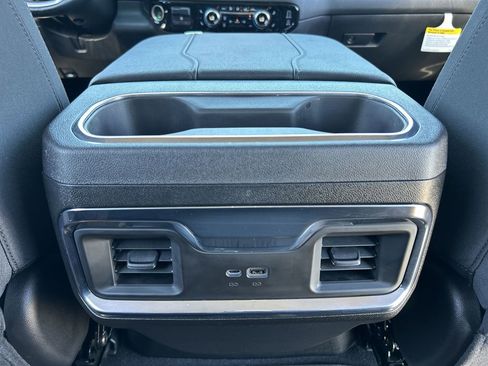 Used 2025 GMC Sierra 1500 Elevation image 21