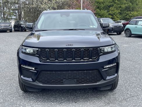 Used 2023 Jeep Grand Cherokee Limited w/ Black Appearance Package image 2