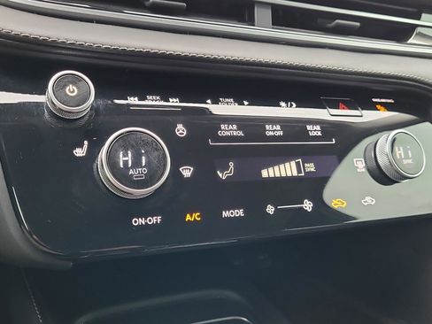 Used 2023 INFINITI QX60 Luxe image 23