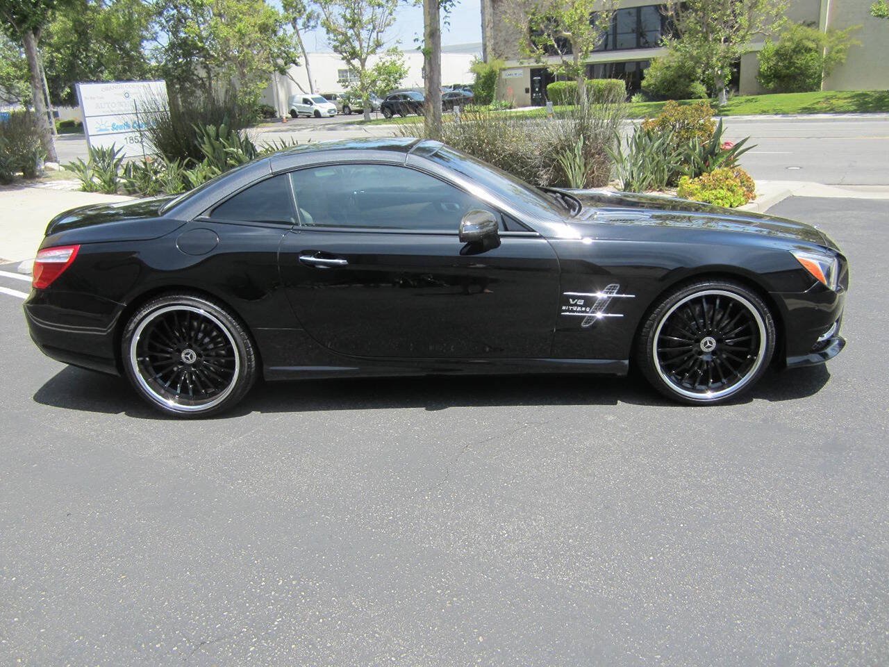 Used 2013 Mercedes-Benz SL 550 image 4