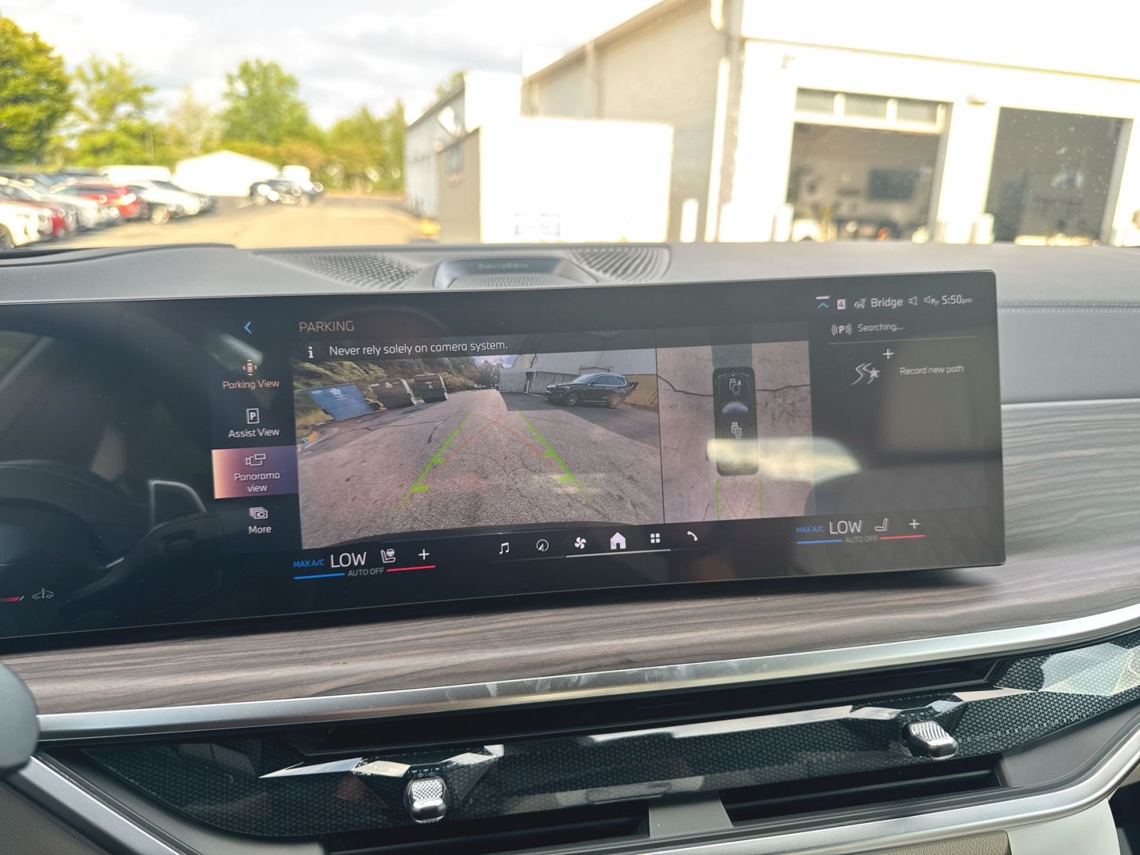 New 2027 BMW X7 xDrive40i w/ Executive Package AWD/4WD image 15