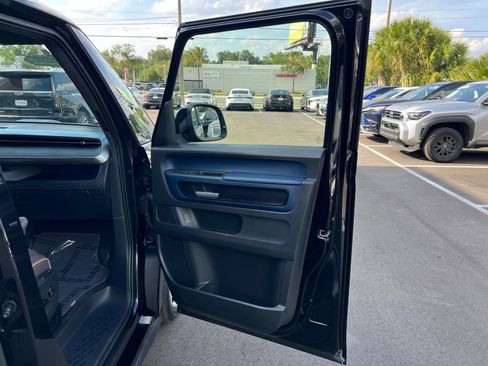 Used 2025 Volkswagen ID. Buzz Pro S RWD image 60