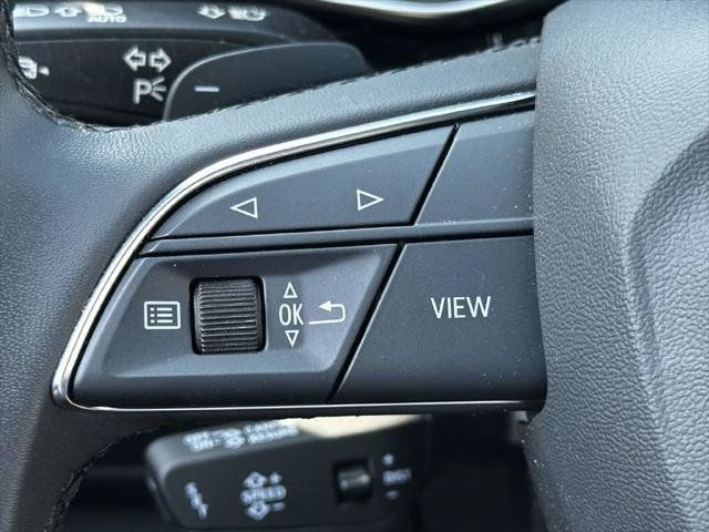 Used 2023 Audi Q7 3.0T Premium w/ Convenience Package AWD/4WD image 24