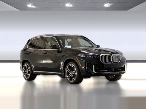 New 2026 BMW X5 sDrive40i image 6