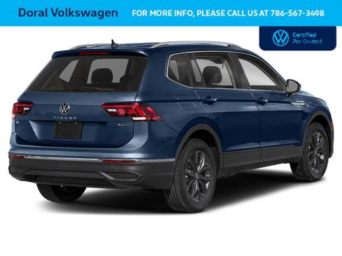 Used 2024 Volkswagen Tiguan SE image 2