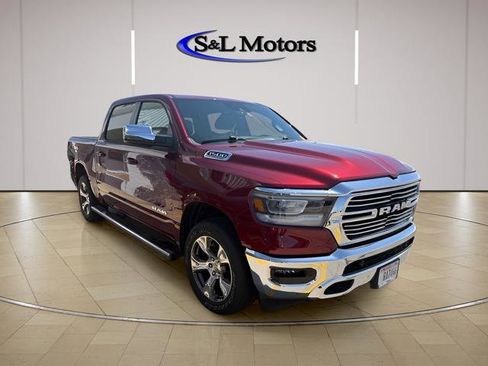 Used 2024 RAM 1500 Laramie AWD/4WD image 1