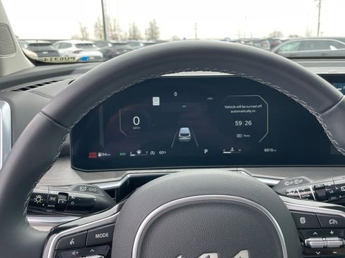 Certified 2025 Kia Sorento SX image 14