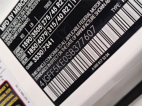 Certified 2025 Mercedes-Benz GLS 450 4MATIC image 15