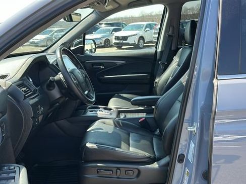Used 2023 Honda Ridgeline RTL-E image 9