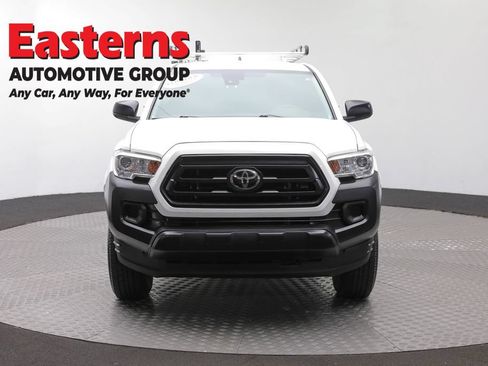 Used 2020 Toyota Tacoma SR RWD image 2
